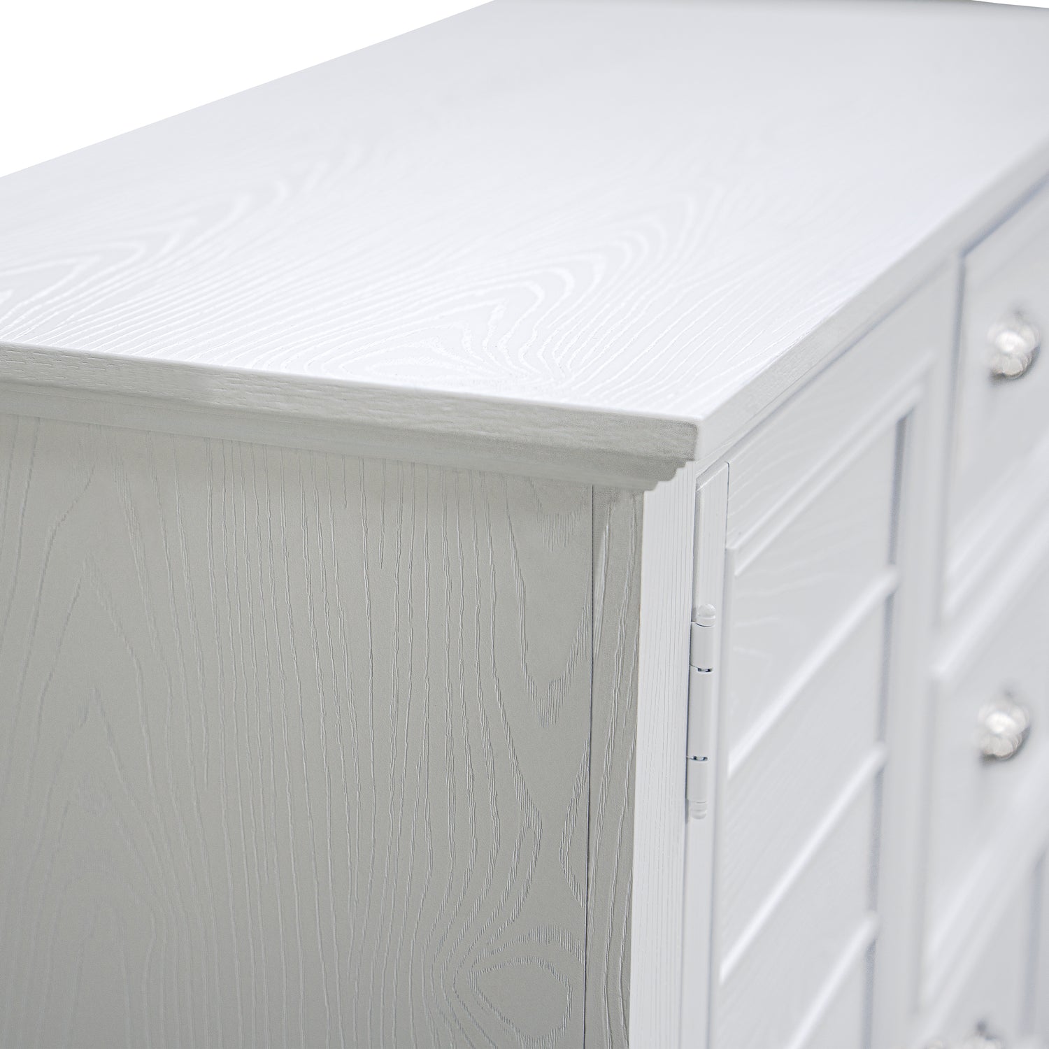 New Classic Jamestown Door Chest