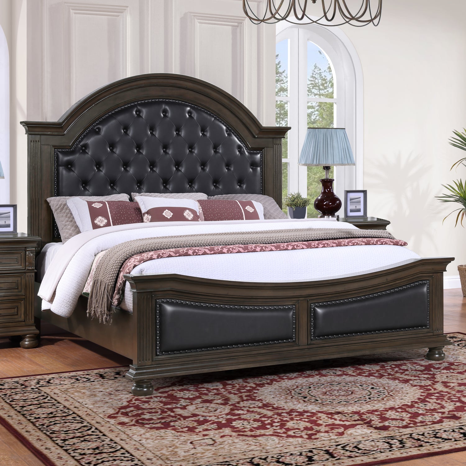 New Classic Balboa Queen Bed