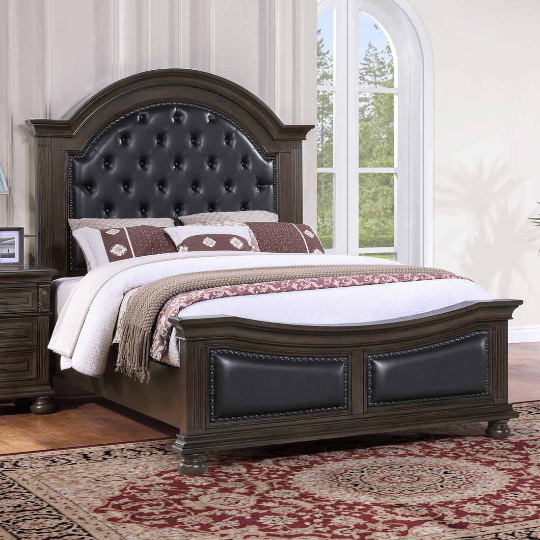 New Classic Balboa Queen Bedroom Set