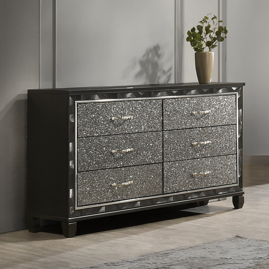 New Classic Radiance Dresser