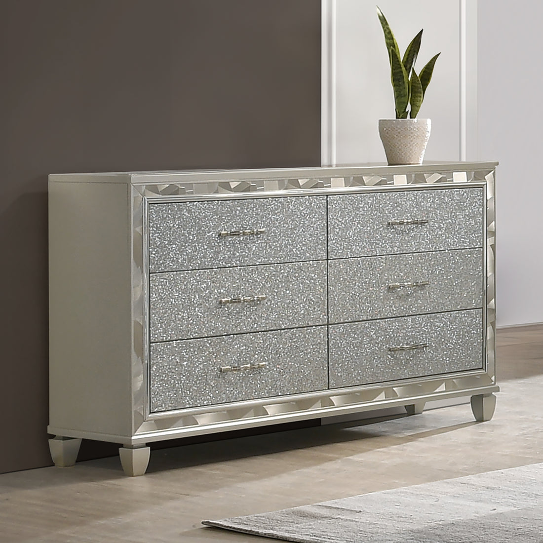 New Classic Radiance Dresser