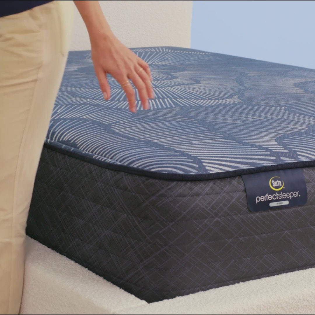 Serta Perfect Sleeper 14&quot; Hybrid Firm Smooth Top Mattress