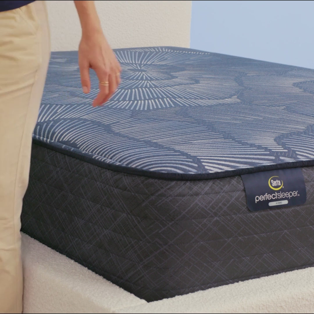 Serta Perfect Sleeper 12&quot; Hybrid Medium Smooth Top Mattress