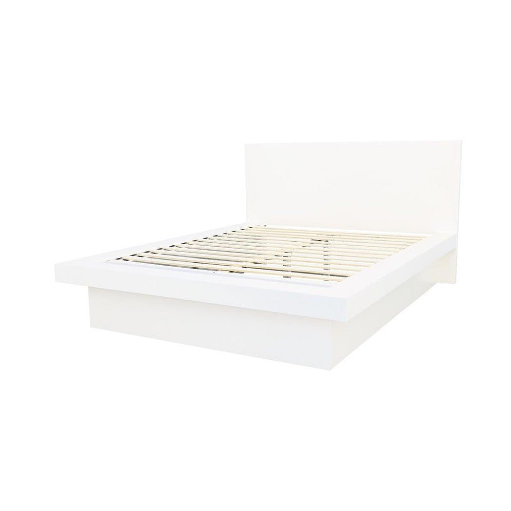 Jessica Queen Platform Bed with Rail Seating White 202990Q