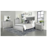 Eleanor Upholstered Tufted Bed Metallic 223461KE