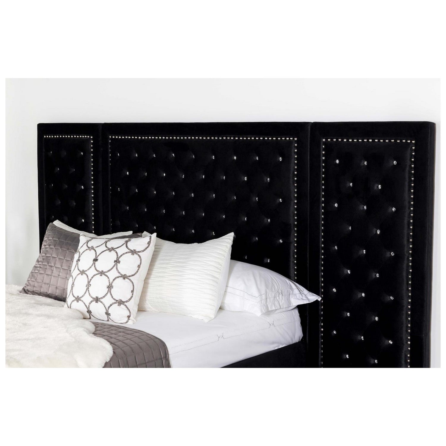 Hailey Upholstered Platform Eastern King Bed with Wall Panel Black 315925KE-SP