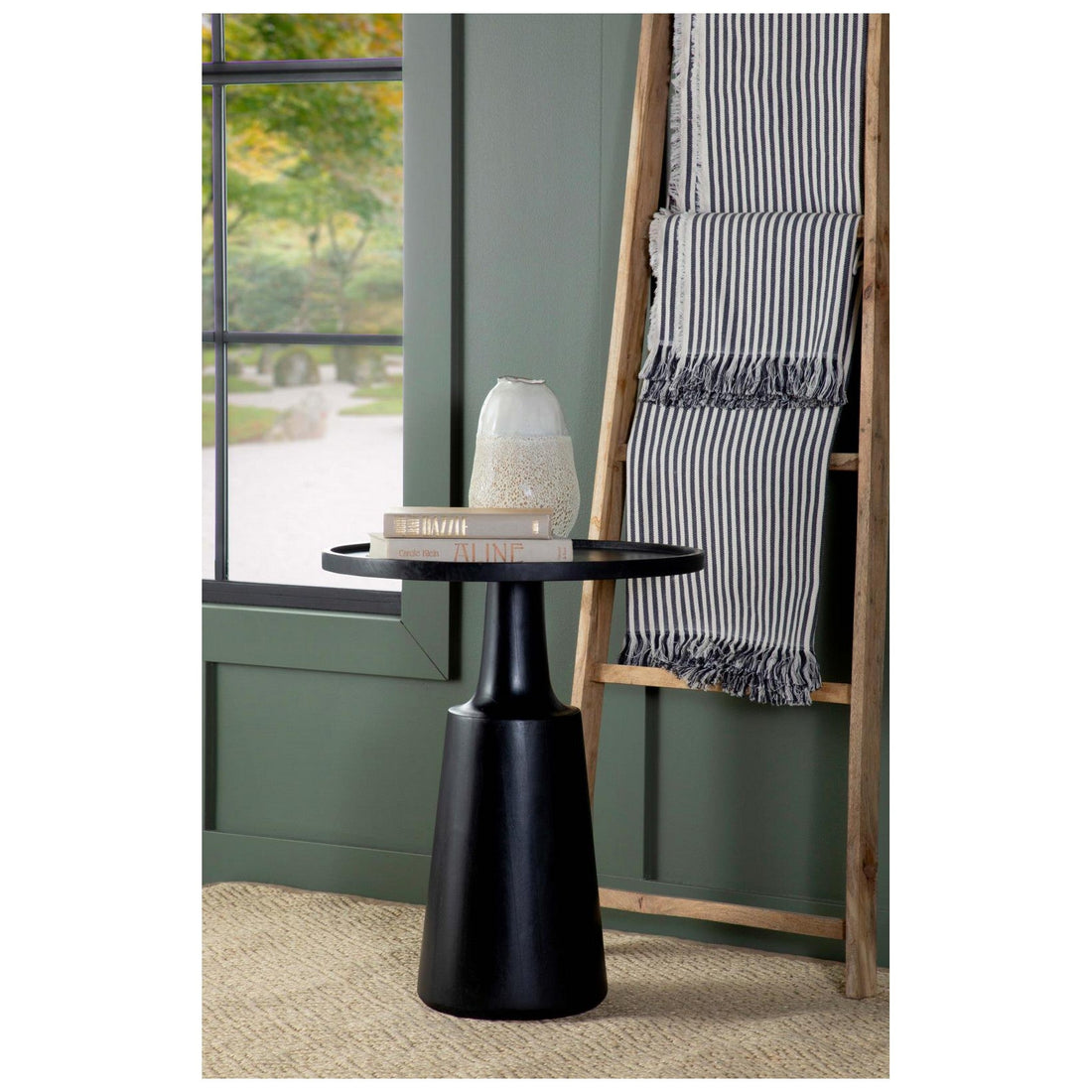 Ixia Round Accent Table 915109