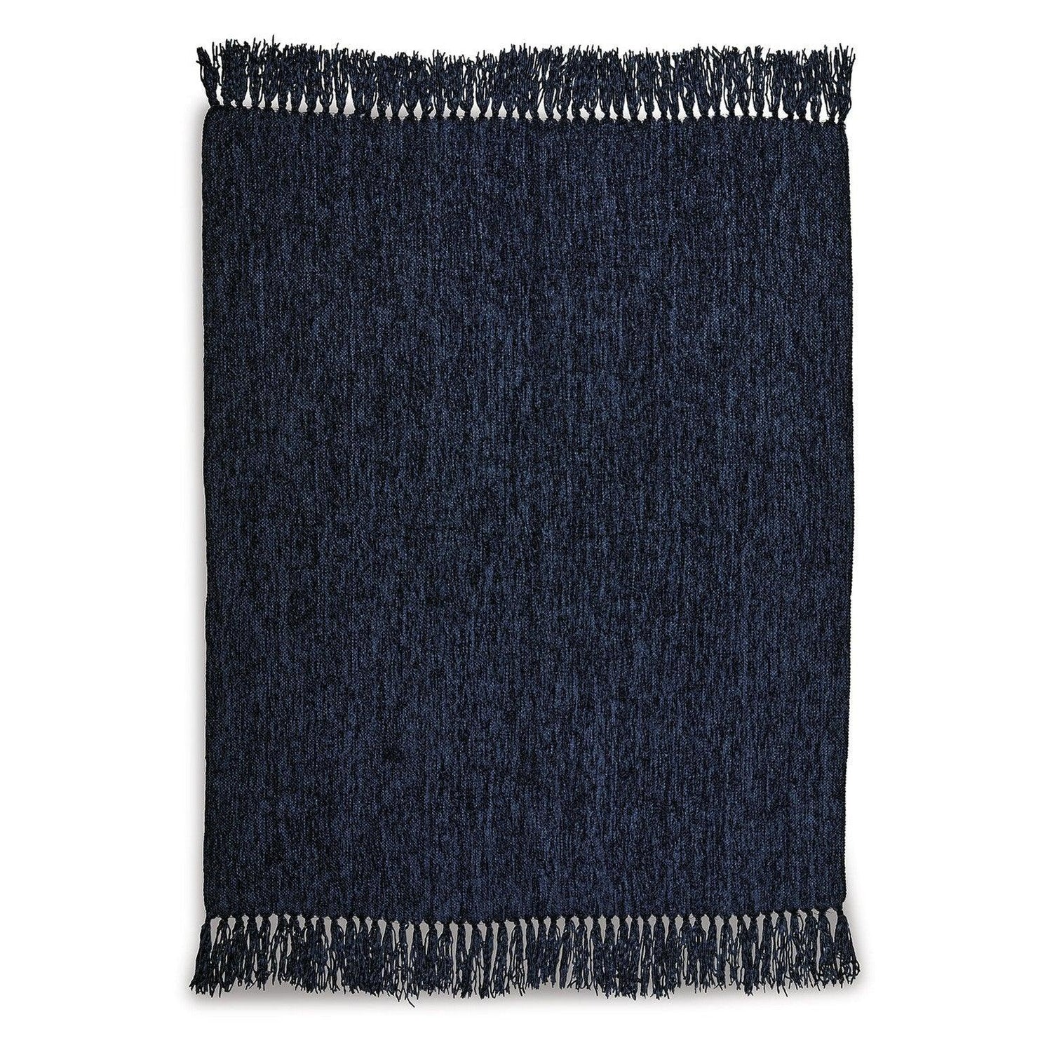 Tamish Throw Ash-A1001022T