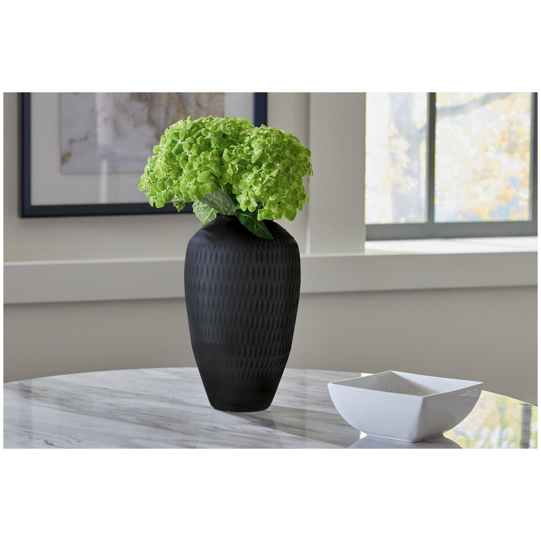 Etney Vase