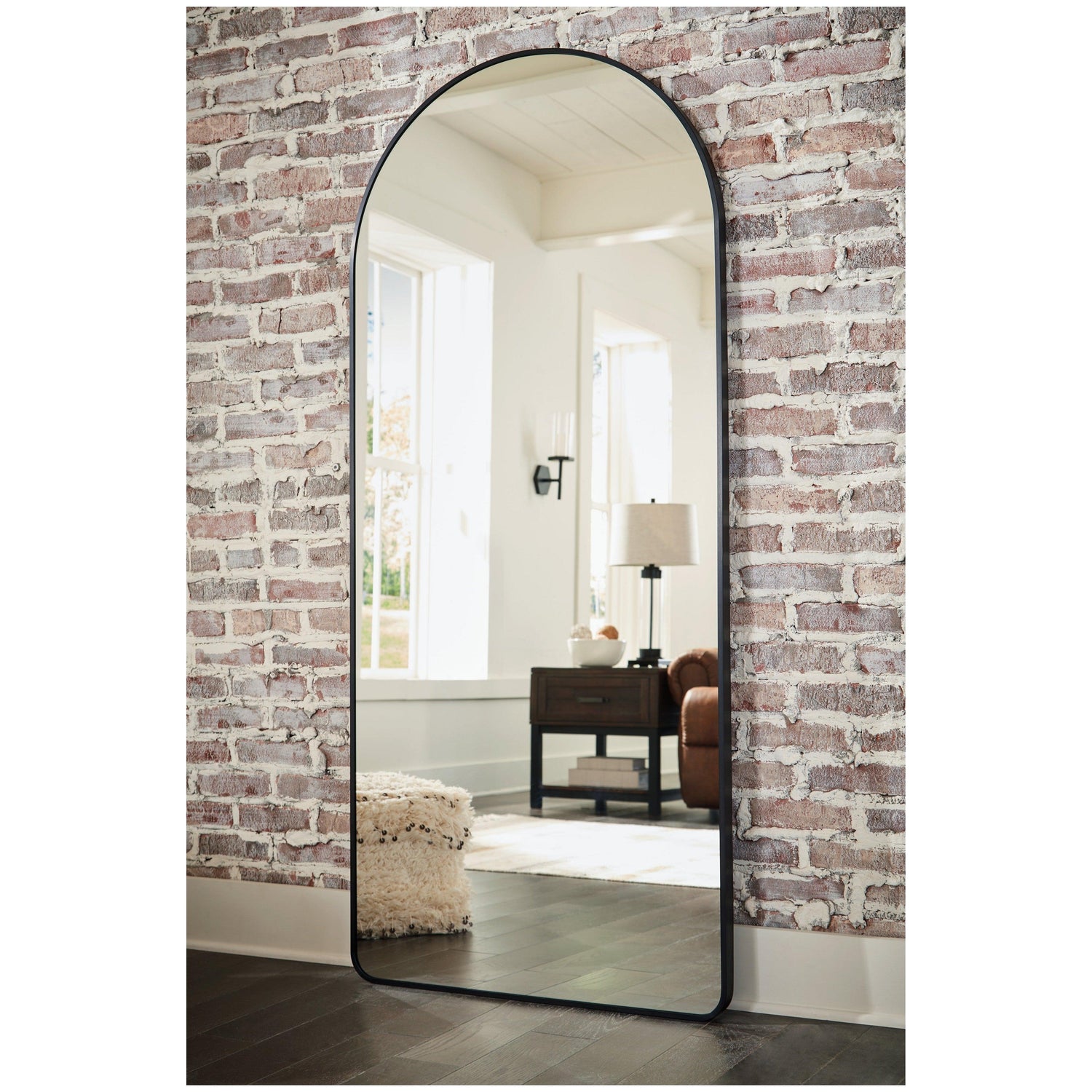 Sethall Floor Mirror Ash-A8010307