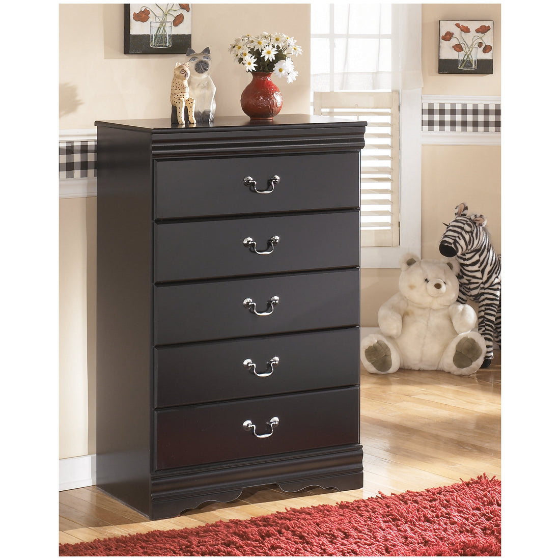 Huey Vineyard Chest of Drawers Ash-B128-46