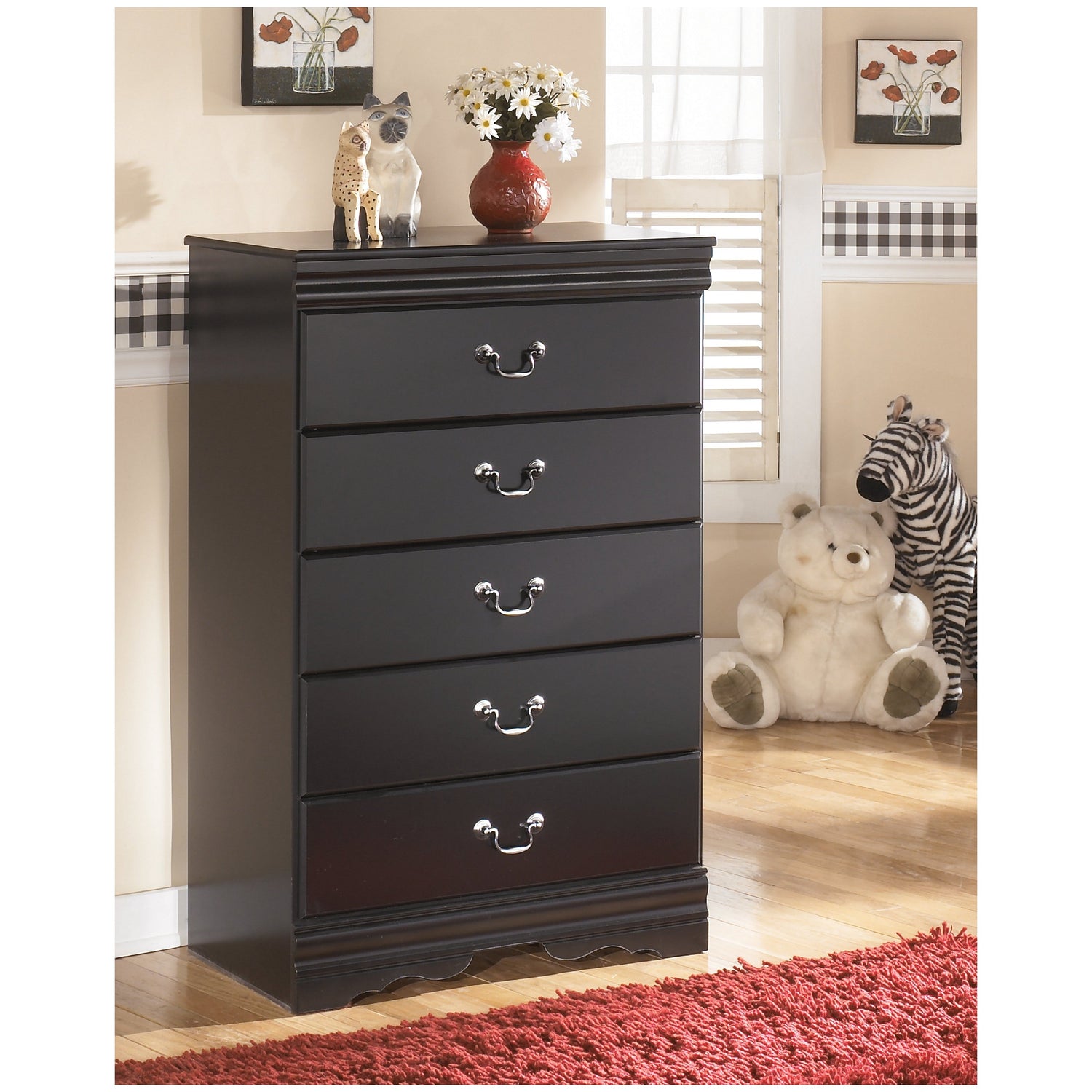 Huey Vineyard Chest of Drawers Ash-B128-46