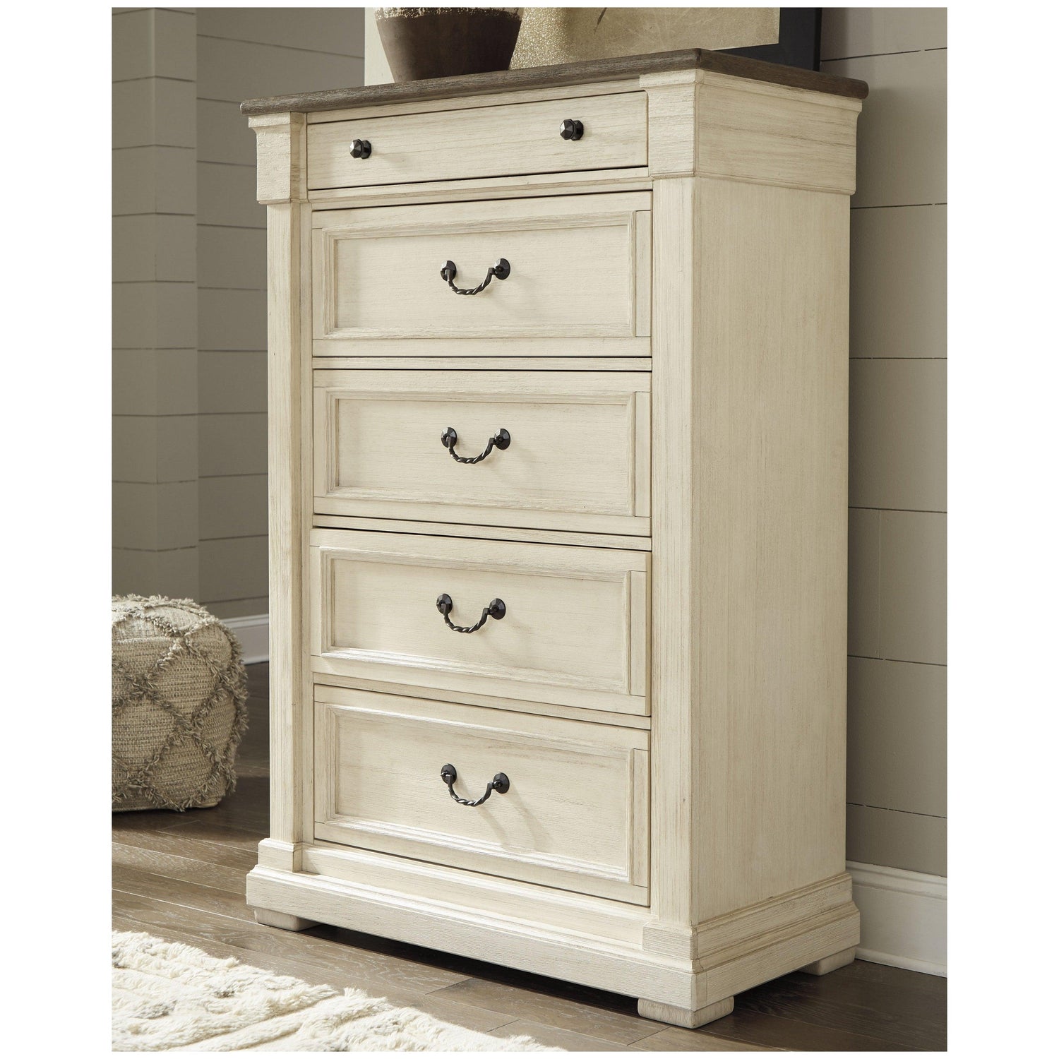 Bolanburg Chest of Drawers Ash-B647-146