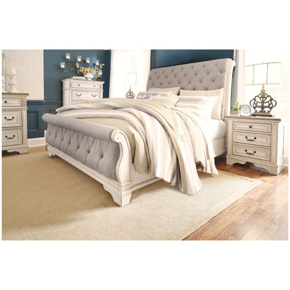 Realyn Sleigh Bed Ash-B743B4