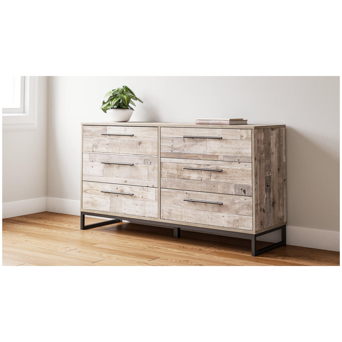 Neilsville Dresser