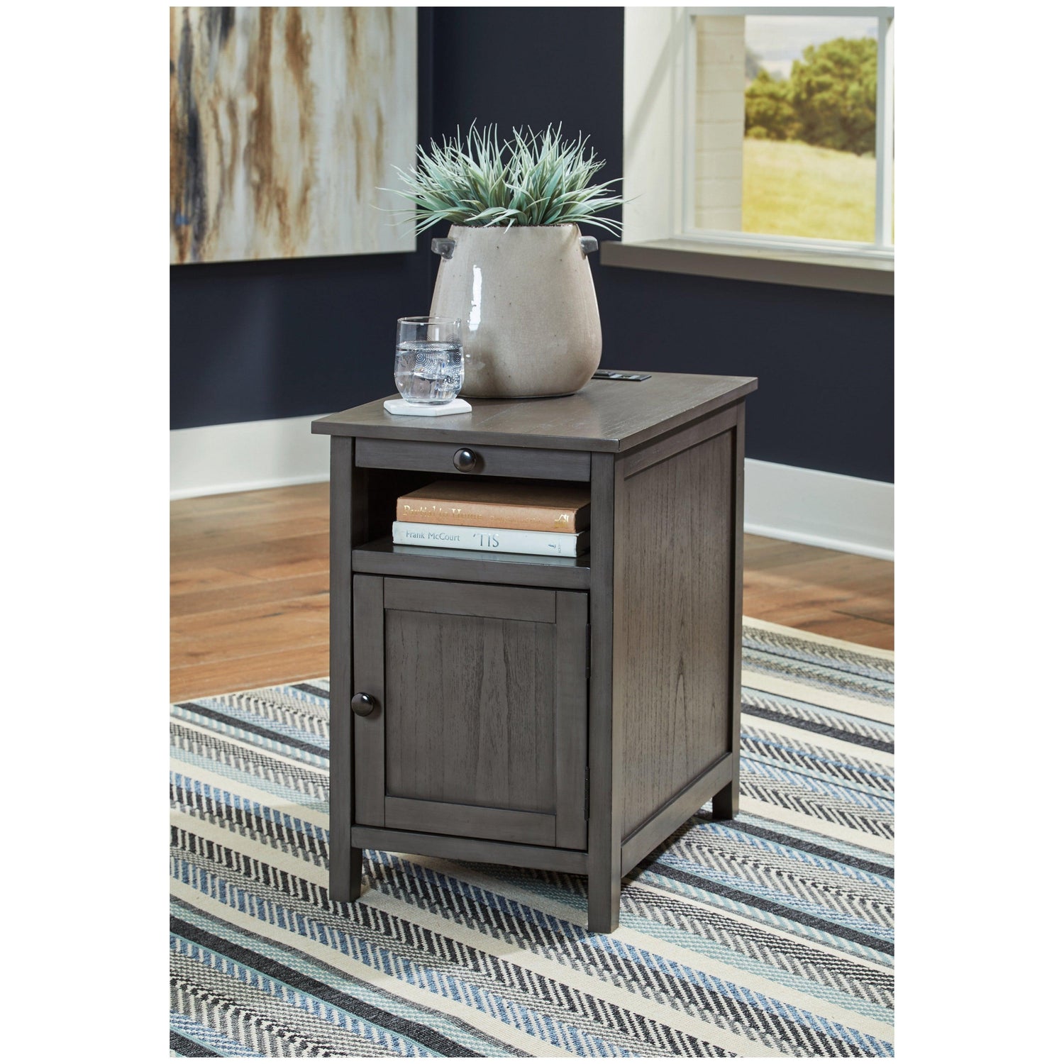 Treytown Chairside End Table Ash-T300-217