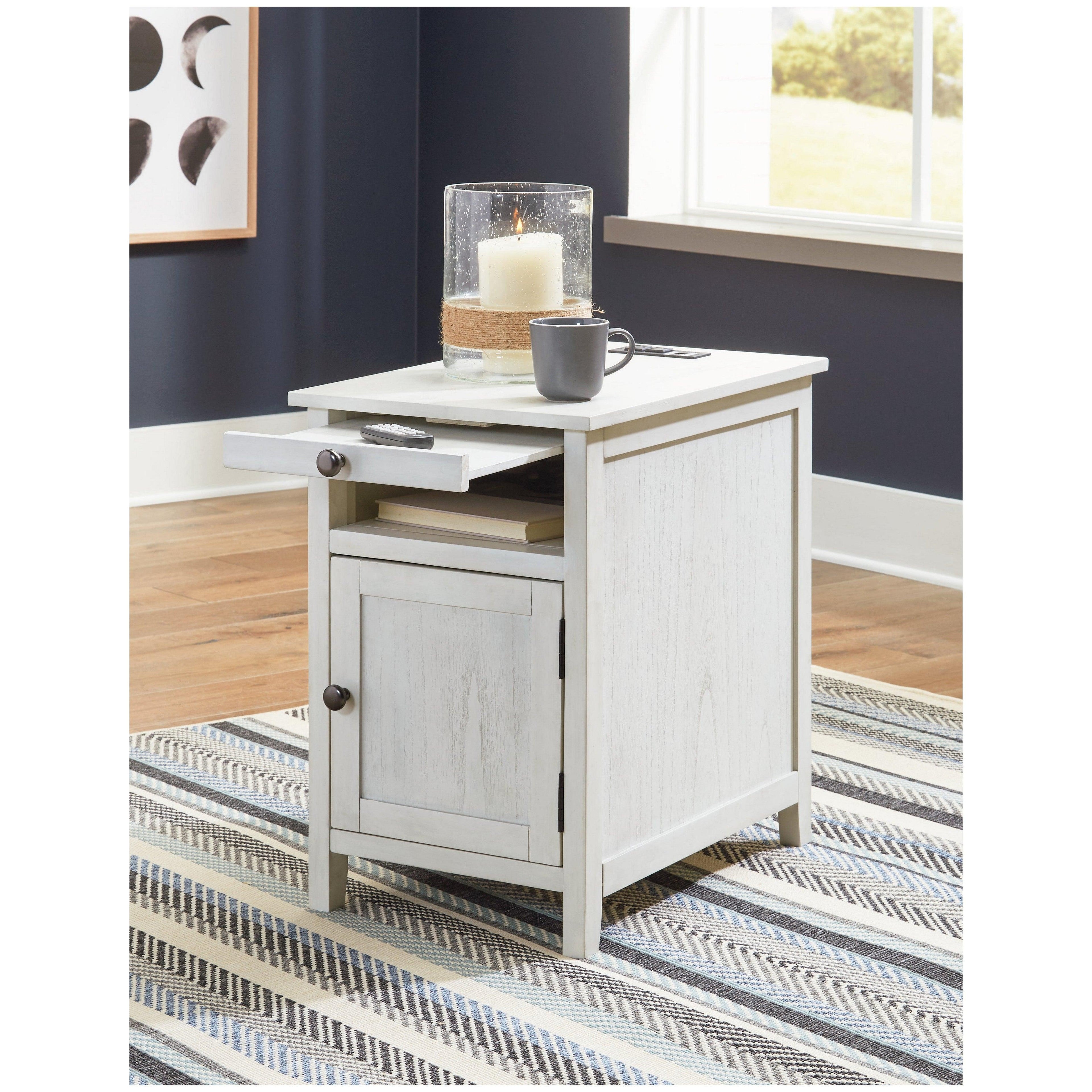 Treytown Chairside End Table Ash-T300-217