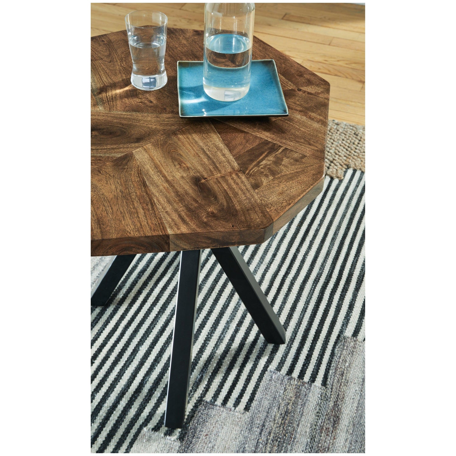 Haileeton End Table Ash-T806-6