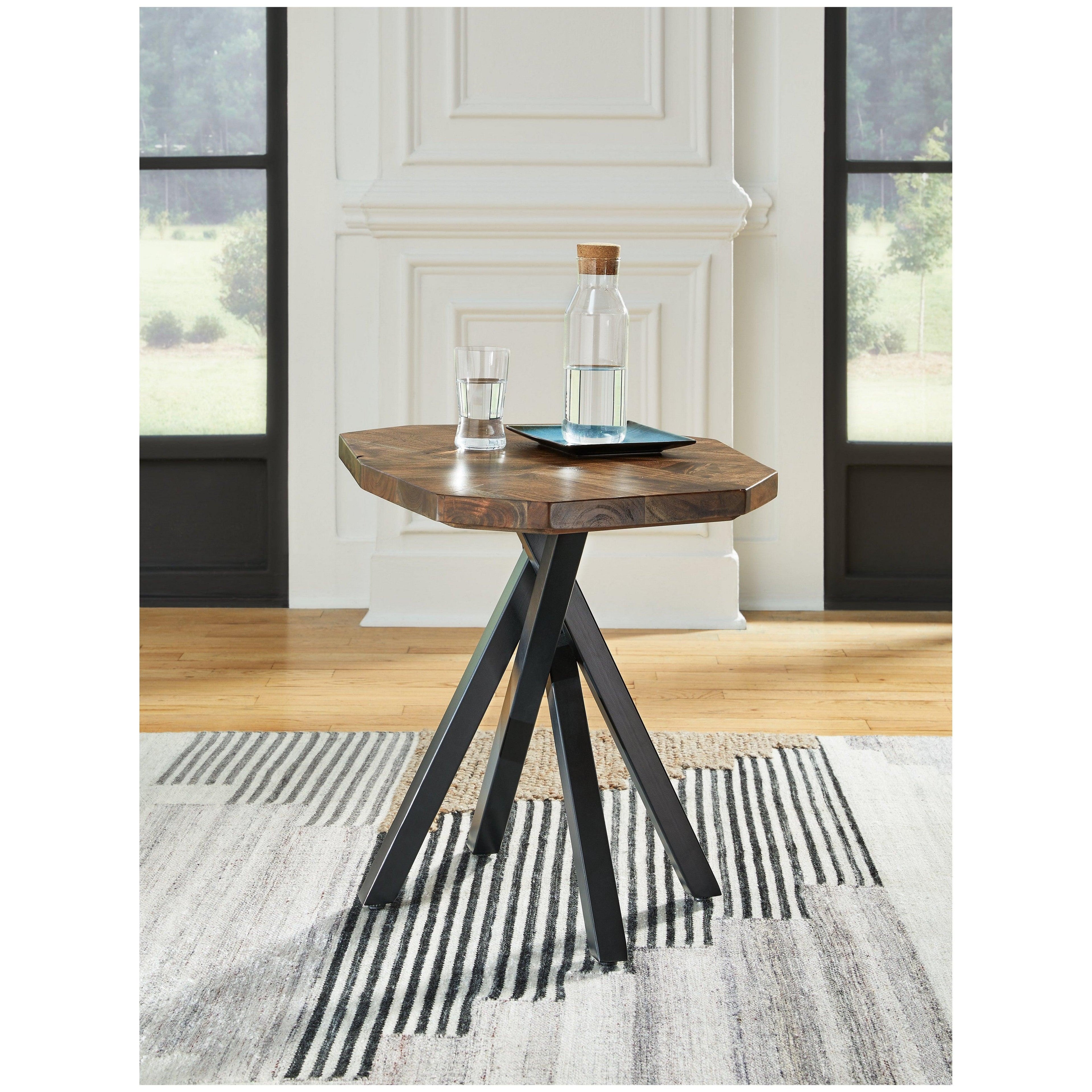 Haileeton End Table Ash-T806-6