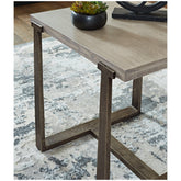 Dalenville End Table Ash-T965-3