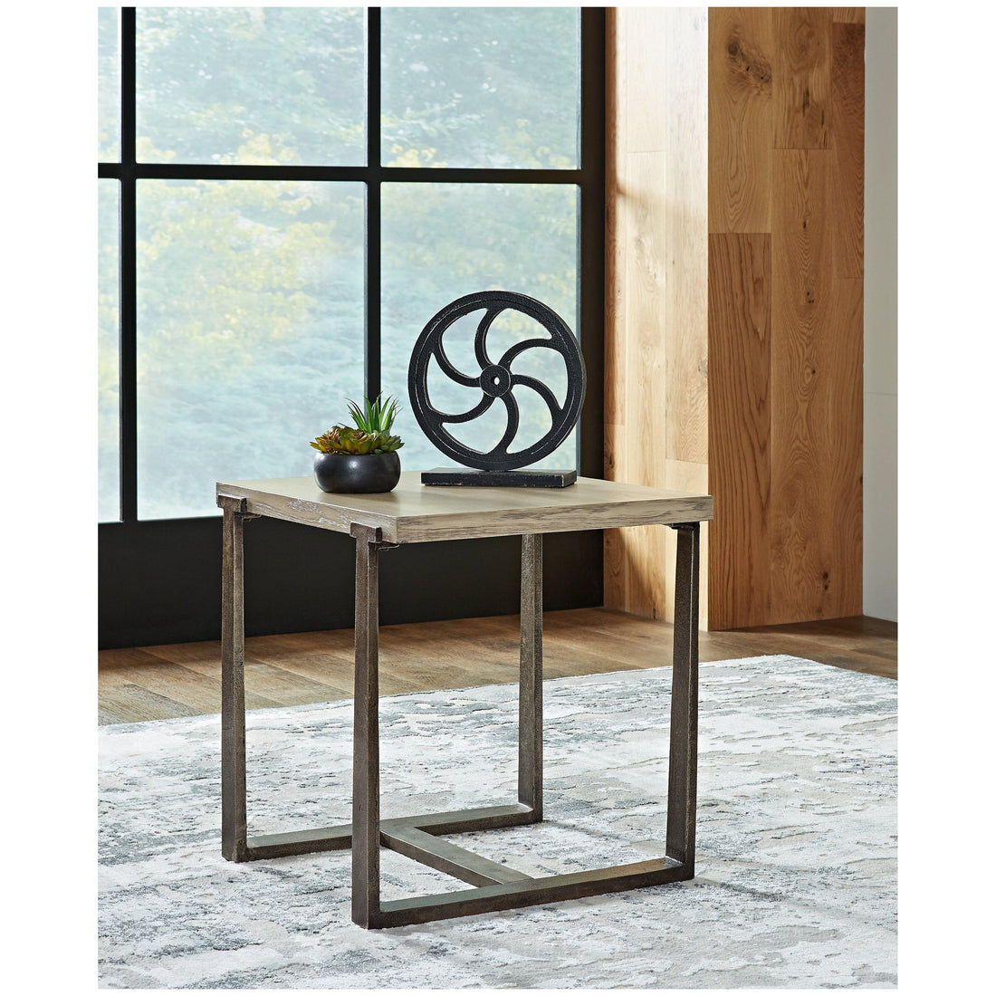 Dalenville End Table Ash-T965-3