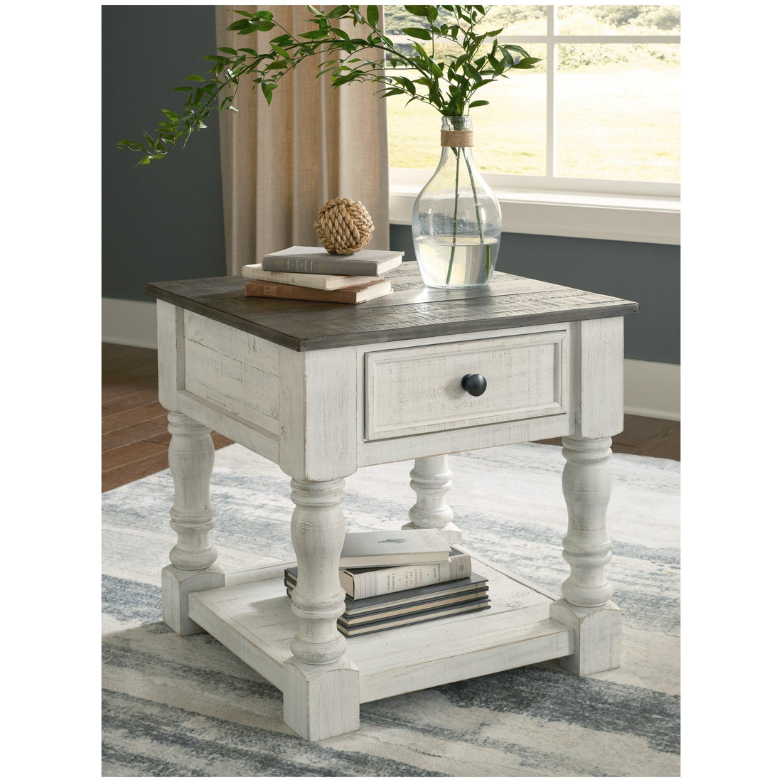 Havalance End Table - Beck&