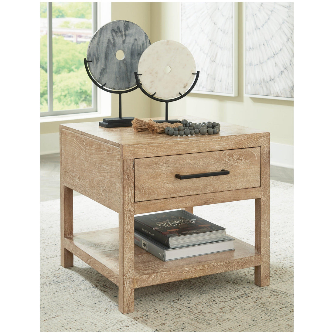 Belenburg End Table Ash-T995-2