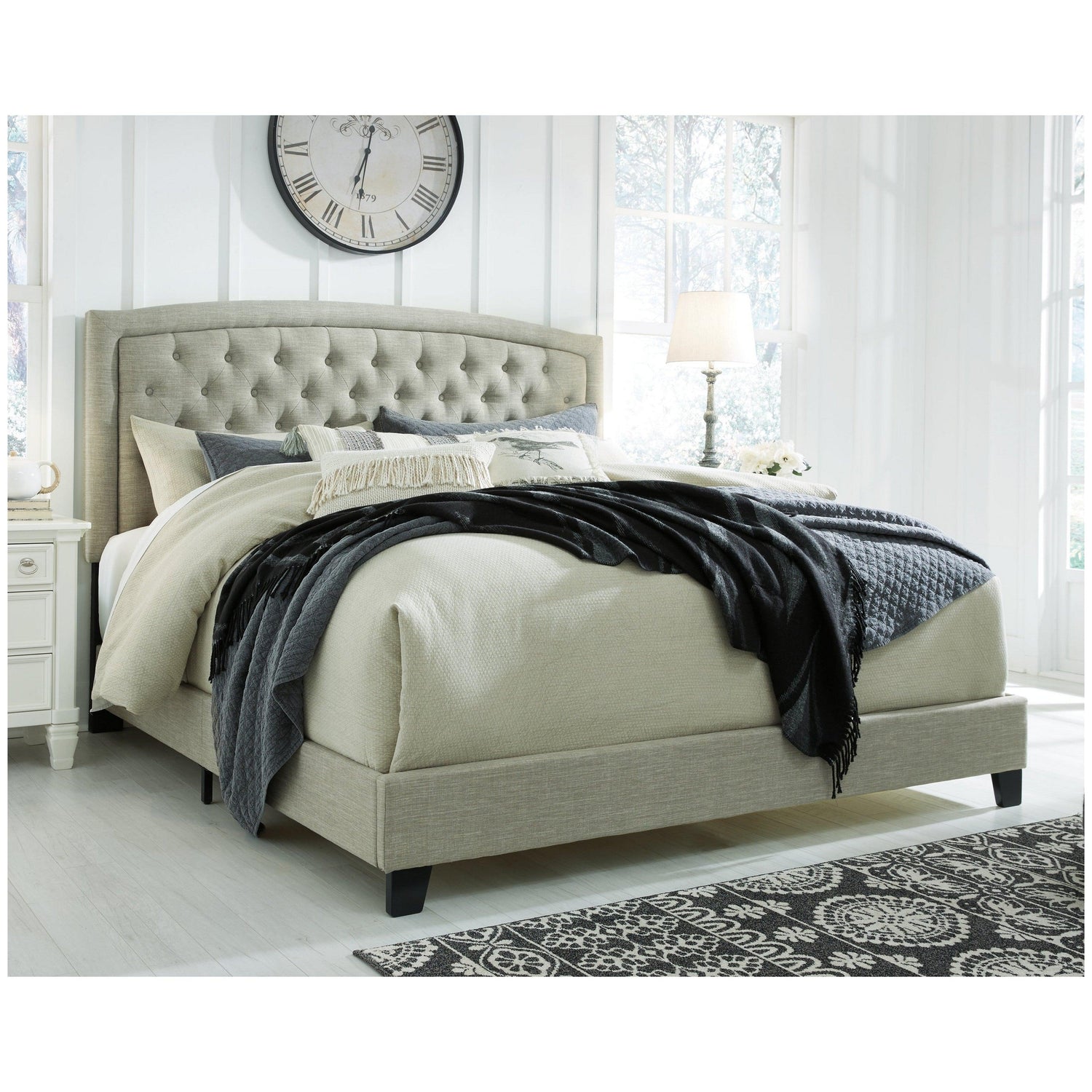 Jerary Upholstered Bed