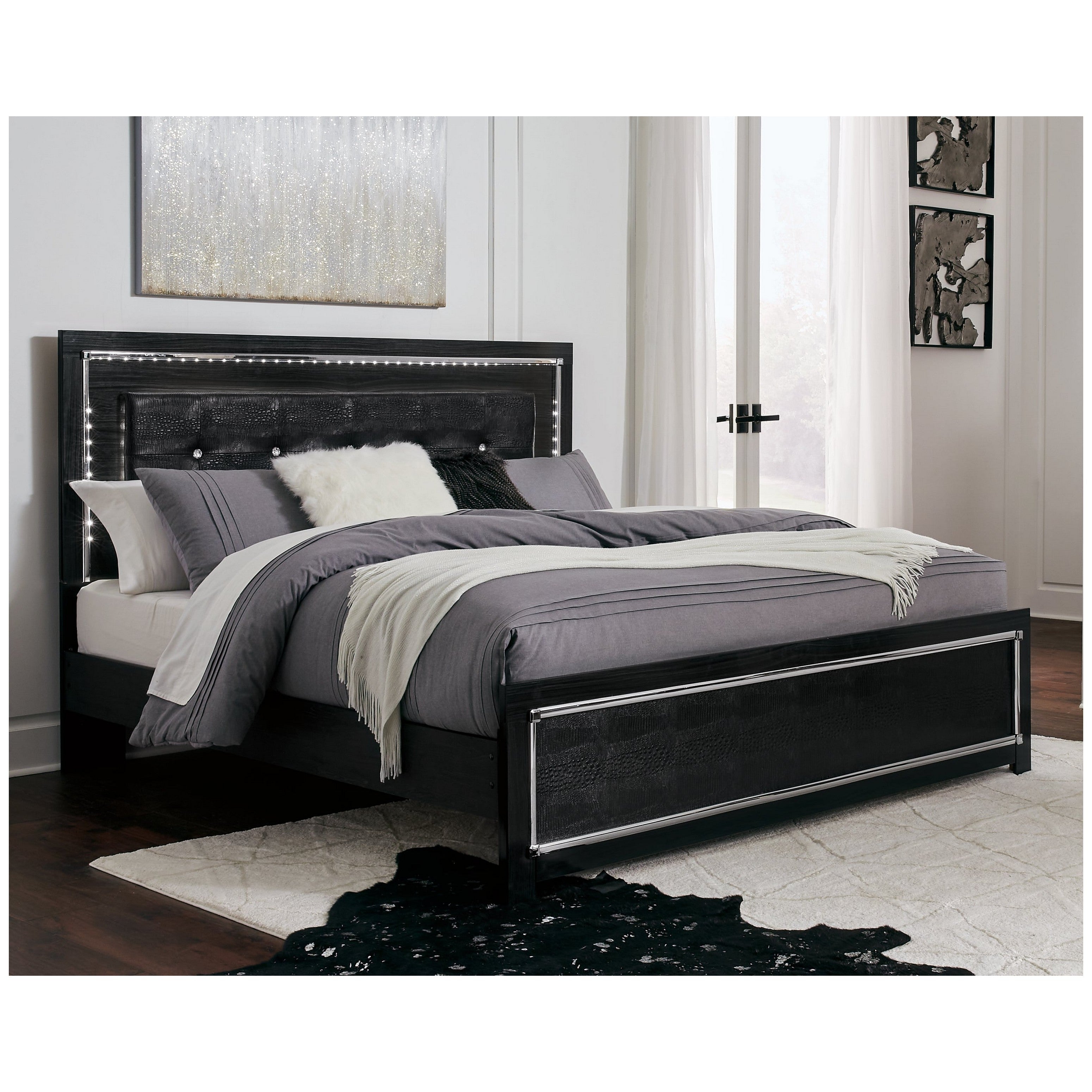 Kaydell Upholstered Panel Bed