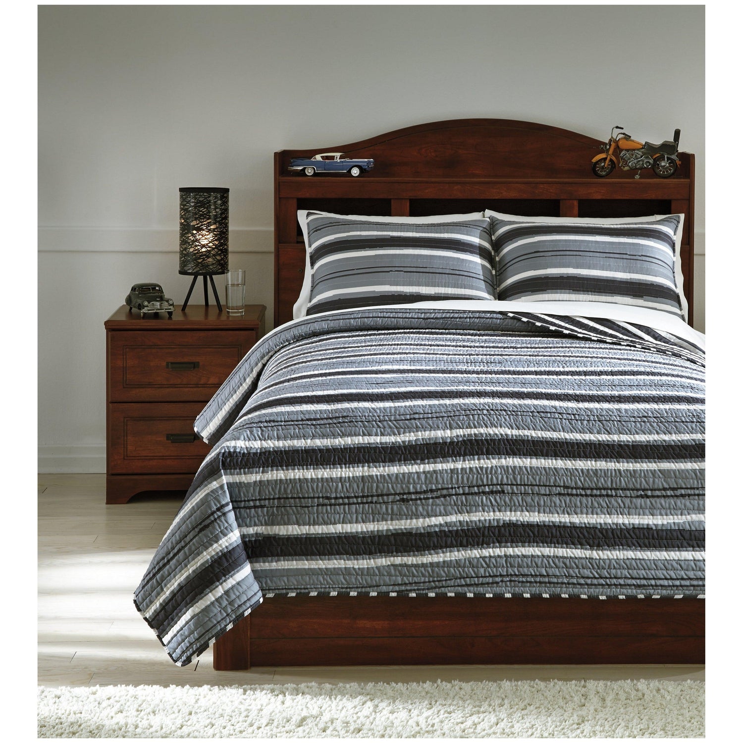 Merlin 2-Piece Coverlet Set