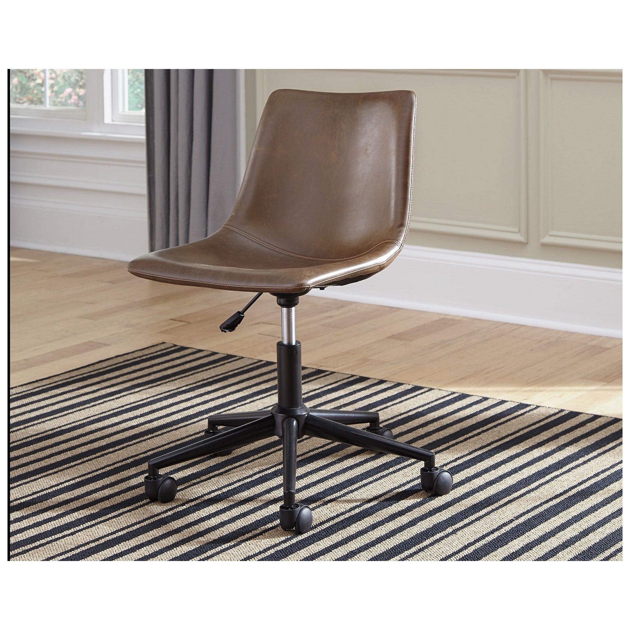 https://www.becksfurniture.com/cdn/shop/products/office-chair-program-home-office-desk-chair-beck-s-furniture-5.jpg?v=1694020832