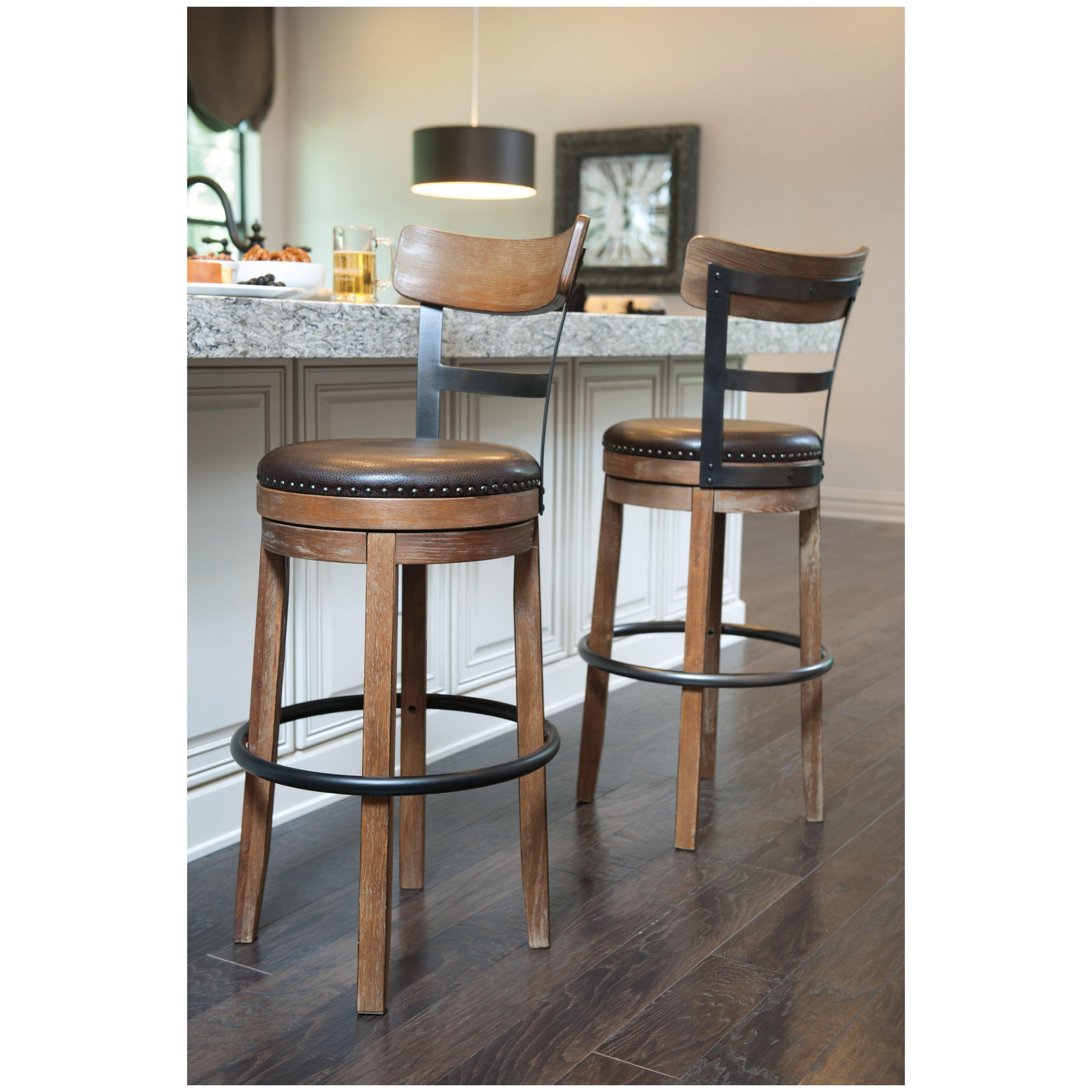 Pinnadel Bar Stool