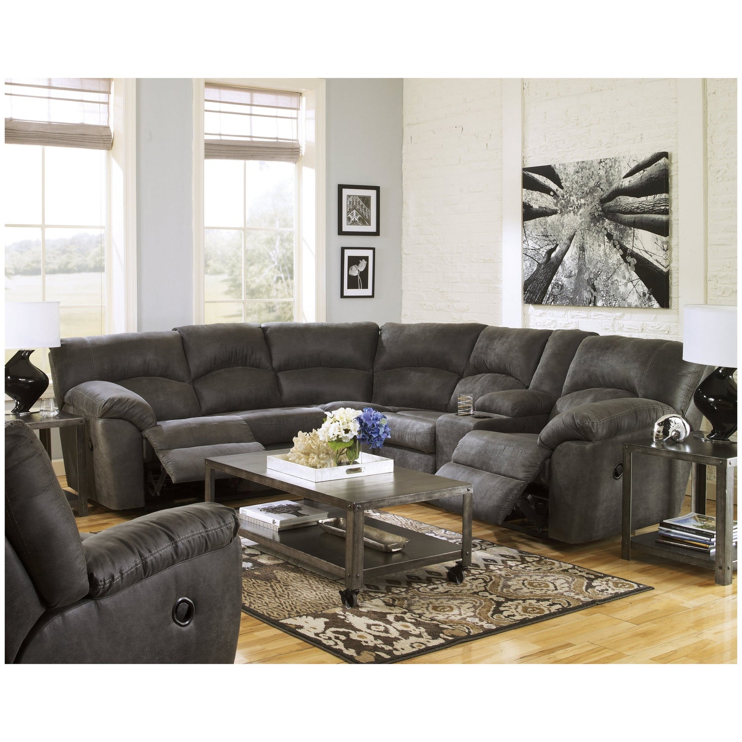 Tambo 2-Piece Reclining Sectional