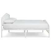 Trentlore Metal Bed